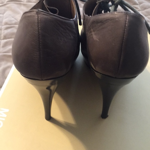 Michael Kors heels - Picture 3 of 5